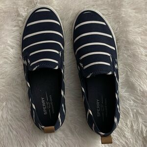 VINEYARD VINES x SPERRY Seaside Slip On Sneaker